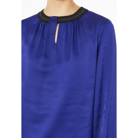 B678 NWT Ming Wang Keyhole Knit Trim Detail Crept De Chine Blouse. Lunar Blue XL - Picture 2 of 7